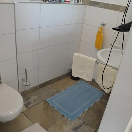 Bed & Kitchen * בורגאו