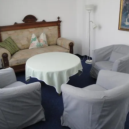 Bed & Kitchen דירה בורגאו