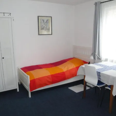 דירה Bed & Kitchen