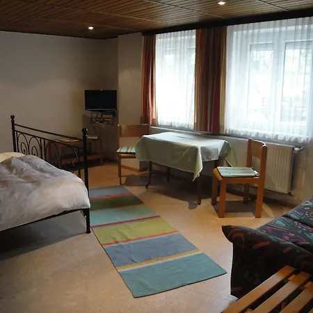 Bed & Kitchen בורגאו