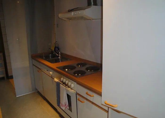 Bed & Kitchen דירה *